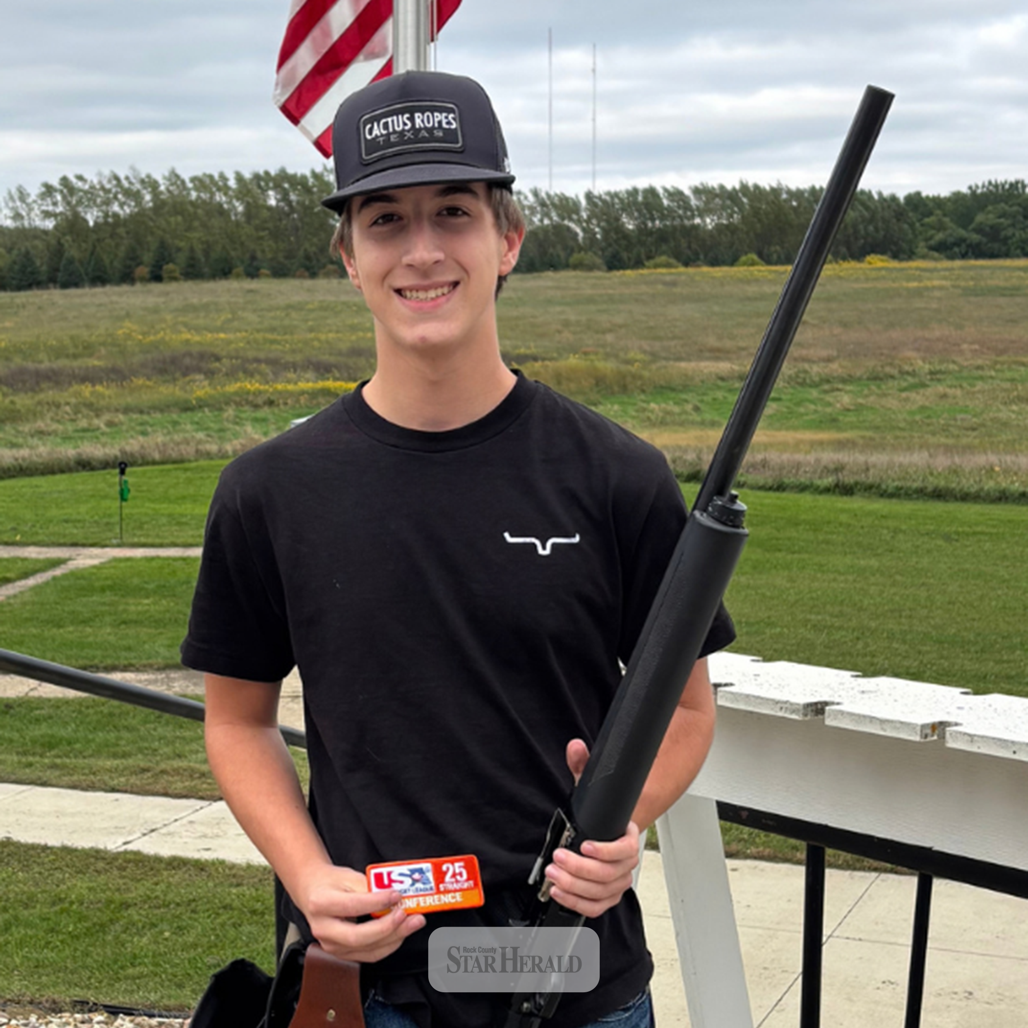Joey Lens shot a perfect 25 targets in Week 2 competition.