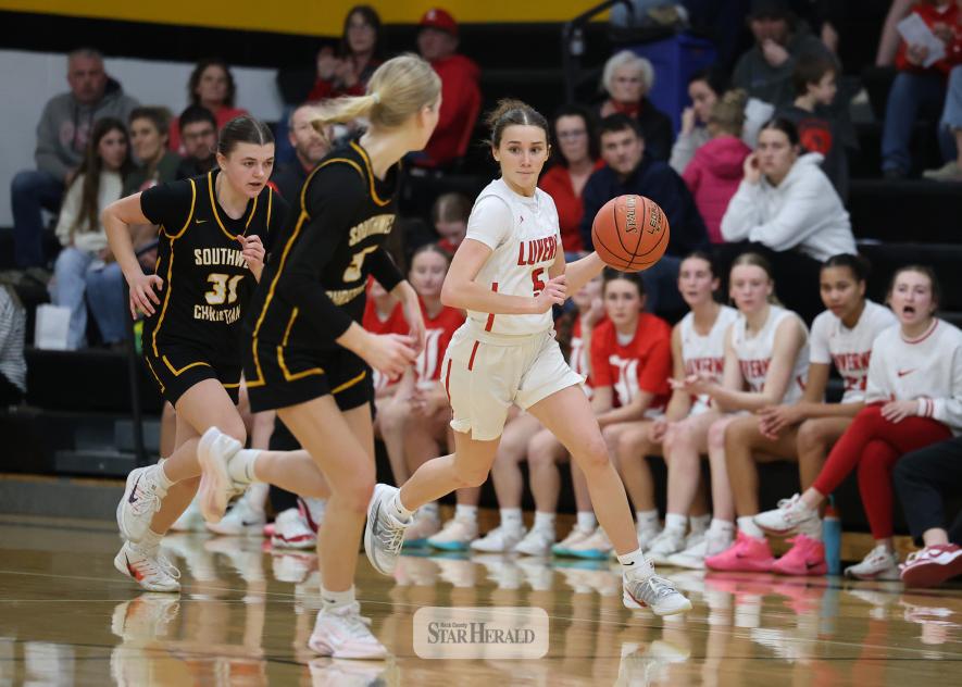 Greg Hoogeveen photo/LHSGBB1 Luverne eighth-grader Ingrid Schmuck dribbles up the court against SWMC Monday, Feb. 9. LHS beat the Eagles 60-48.