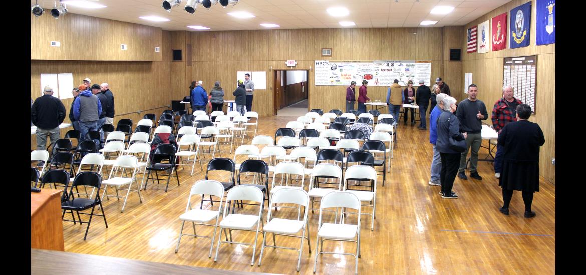 Attendees to the Hills Community Meeting Feb. 20 rotated through four areas, giving suggestions to the city’s long-term vision, housing, commercial/downtown businesses, and parks/The Rez. Twenty-five people attended the hour-long meeting. Mavis Fodness/Rock County Star Herald Photo